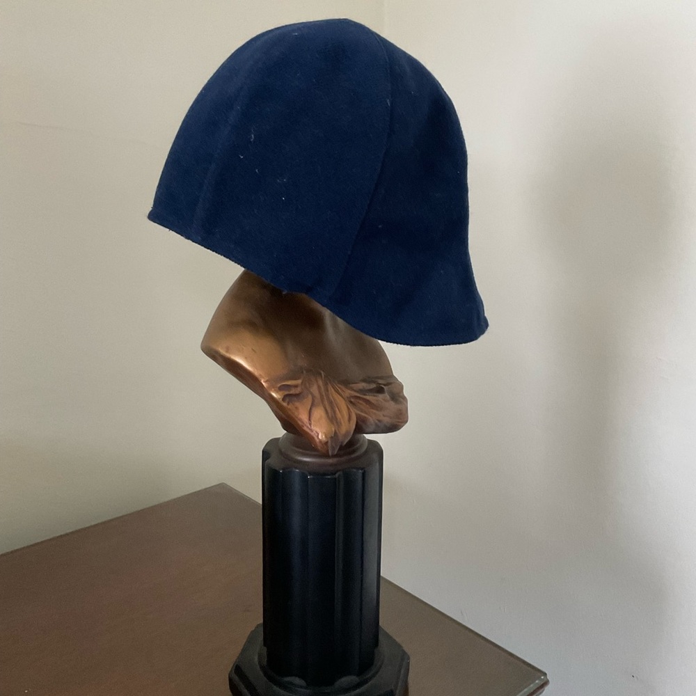 Navy corduroy hat